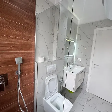 Apartamento Center 2 *